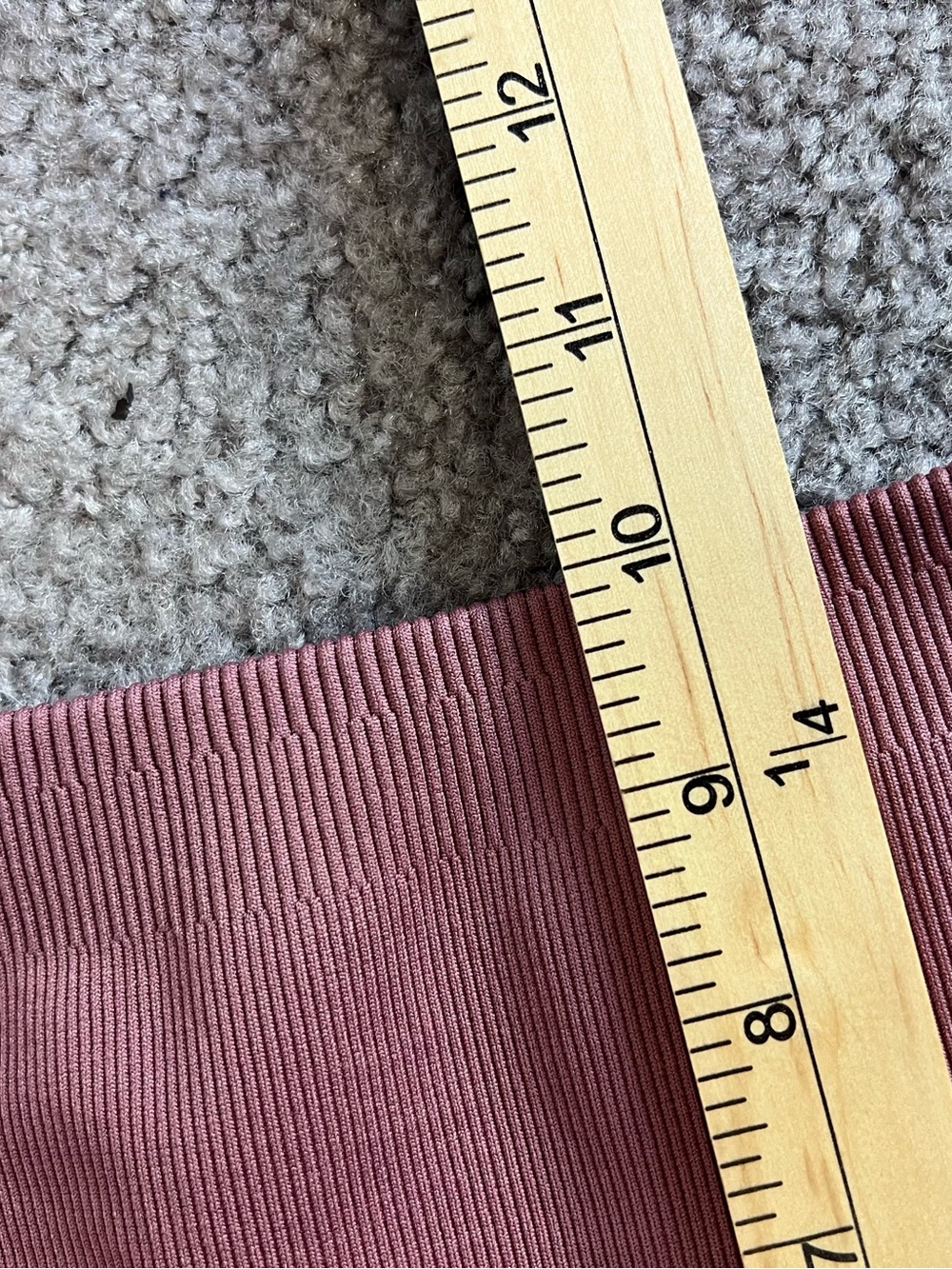Fabletics High Waisted Seamless Leopard Leggings Pink Red Size S Activewear Athl - Picture 8 of 9